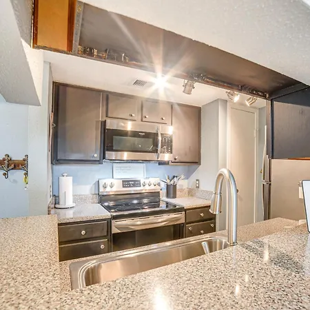 Relaxing Galveston Condo, Quarter Mile To Seawall! Exterior photo